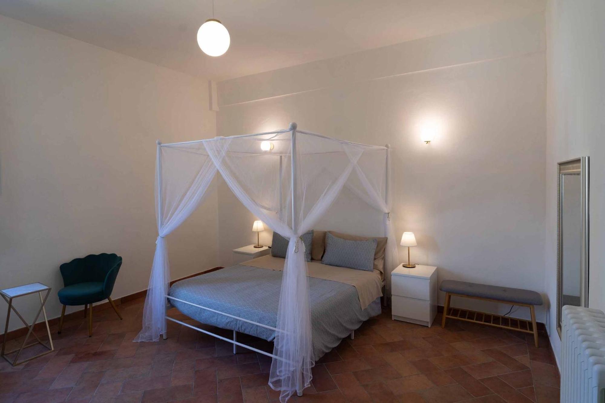 Deluxe One-Bedroom Apartment Garden View